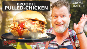 BBQ recept voor Broodje Pulled Chicken op een Traeger pellet BBQ | Ik BBQ voor jou